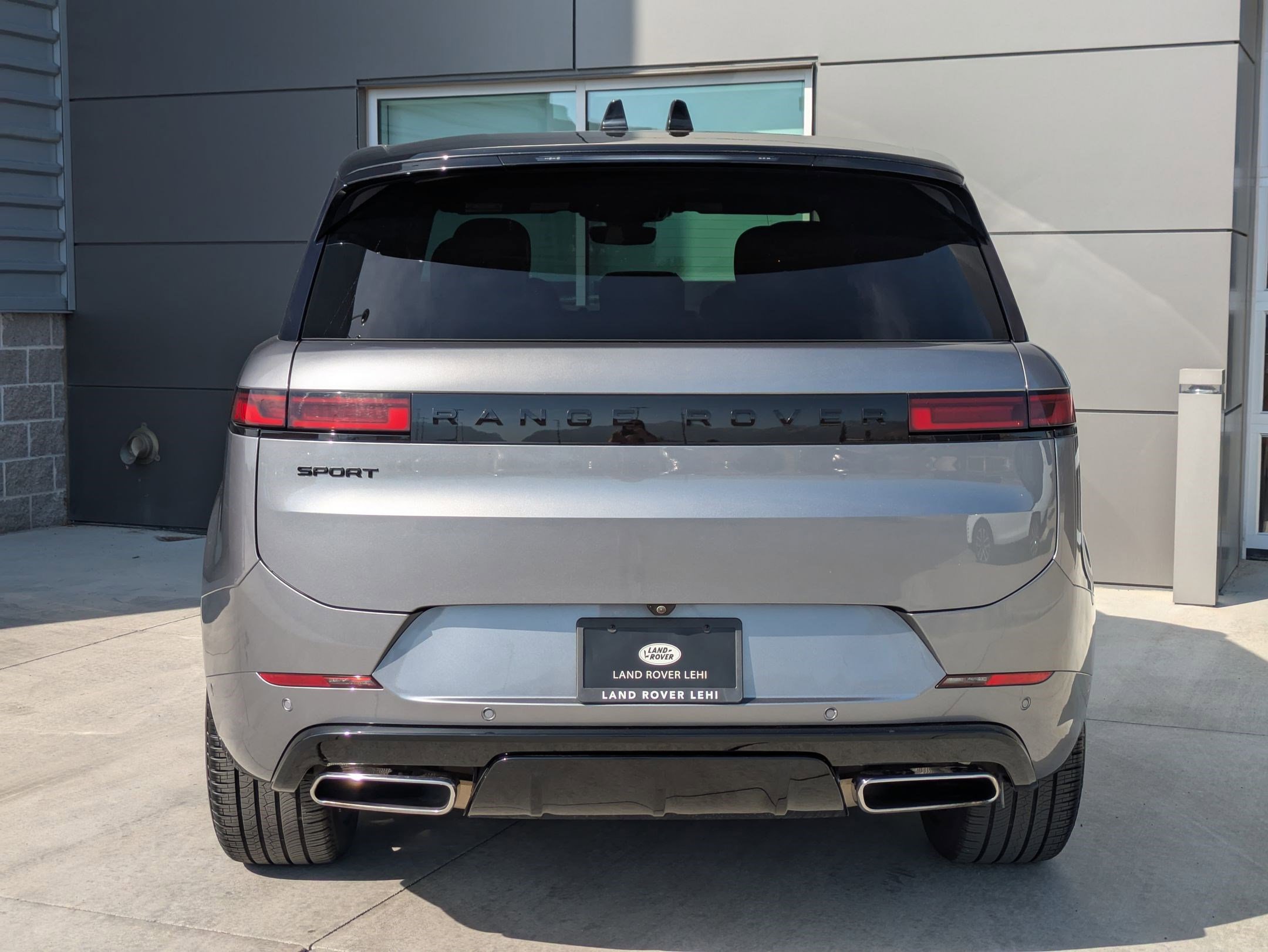 Used 2024 Land Rover Range Rover Sport Dynamic SE image 9