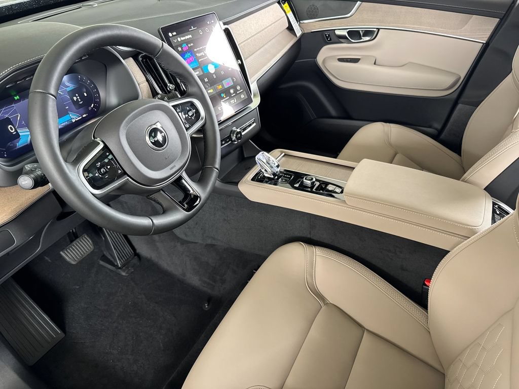 New 2026 Volvo XC90 B6 Core AWD/4WD image 9