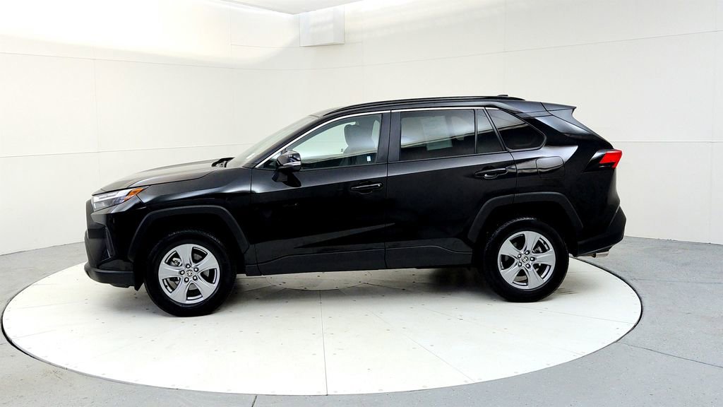 Certified 2025 Toyota RAV4 XLE AWD/4WD image 3