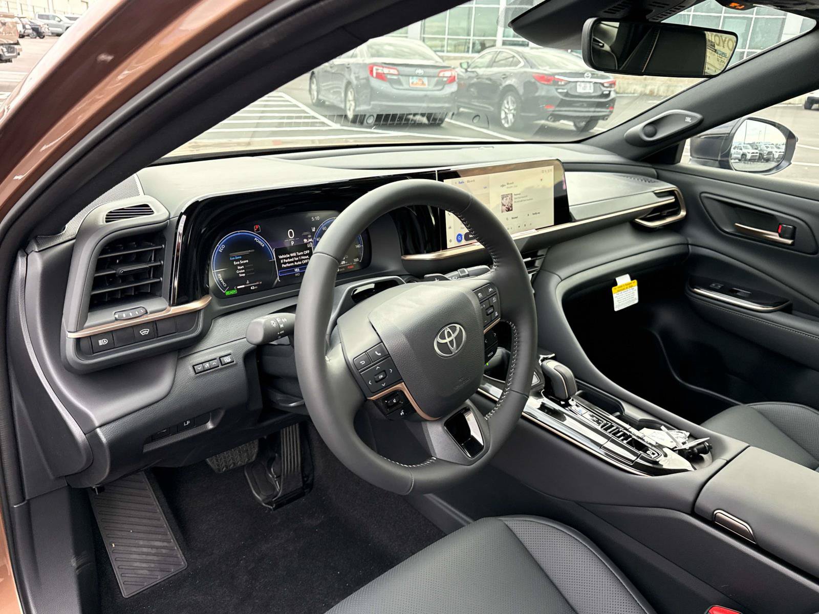 New 2027 Toyota Crown AWD/4WD image 7