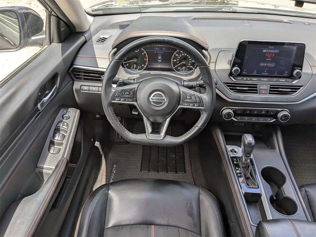 Used 2022 Nissan Altima 2.5 SR w/ Midnight Edition Package image 15