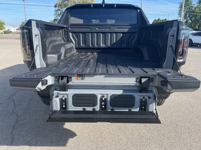 New 2025 GMC Hummer EV 3X w/ LPO, Sport Package image 18