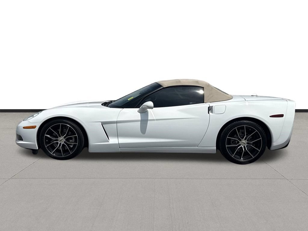 Used 2005 Chevrolet Corvette Convertible w/ Preferred Equipment Group RWD image 8