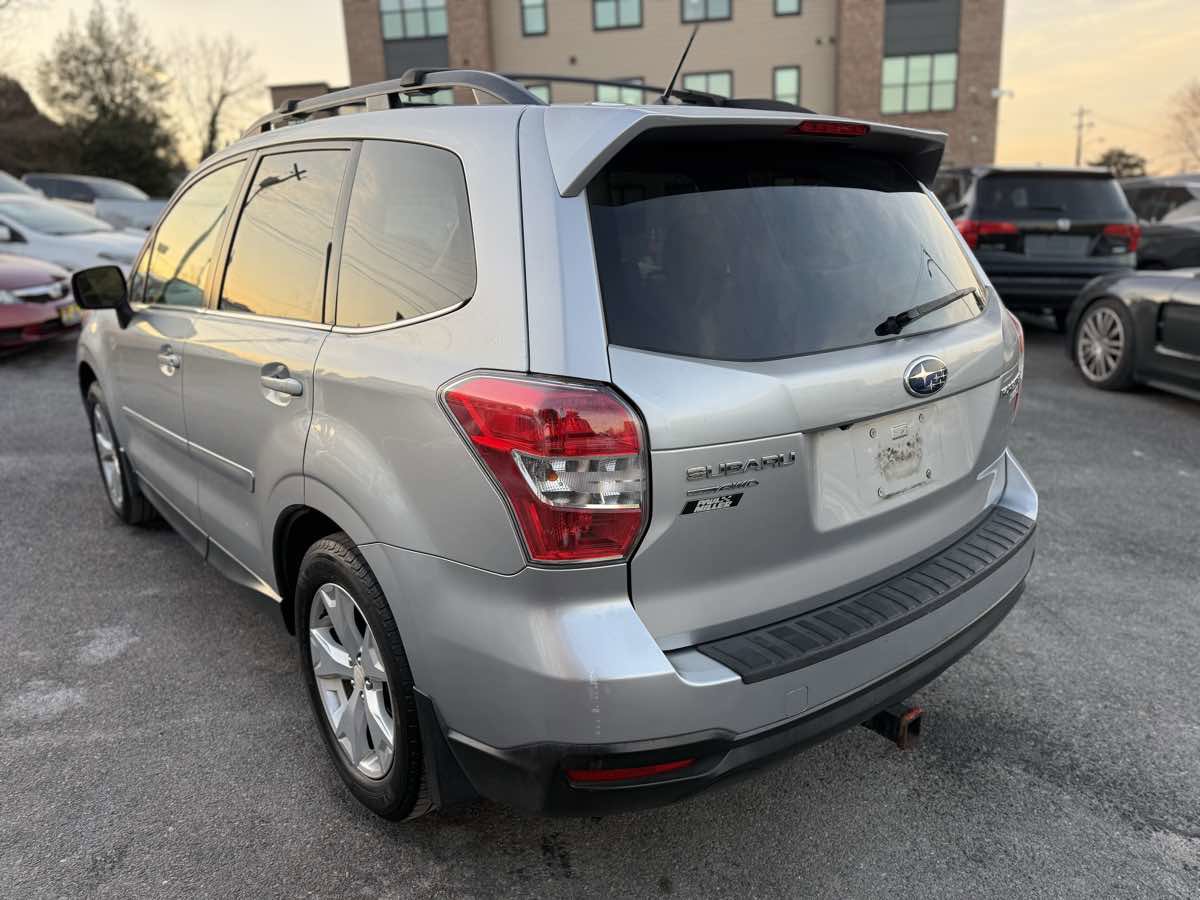 Used 2015 Subaru Forester 2.5i Limited image 5