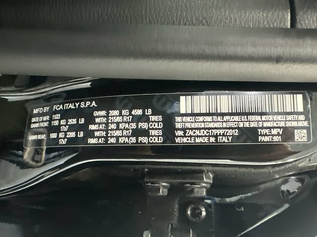 Used 2023 Jeep Renegade Trailhawk AWD/4WD image 38