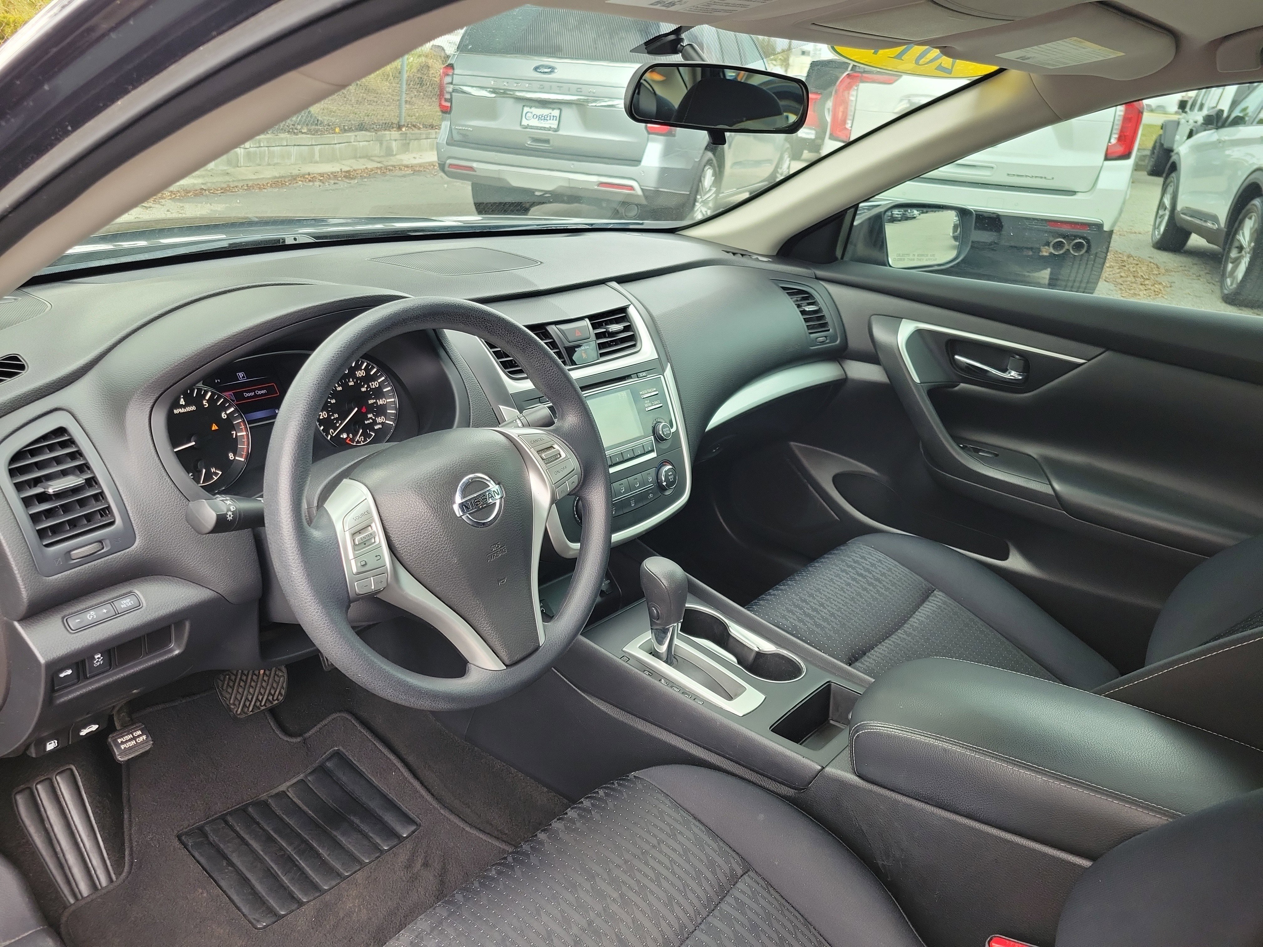 Used 2017 Nissan Altima 2.5 S w/ Power Driver Seat Package image 7