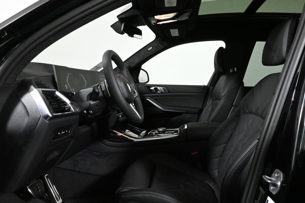 New 2026 BMW X7 xDrive40i w/ M Sport Package image 3