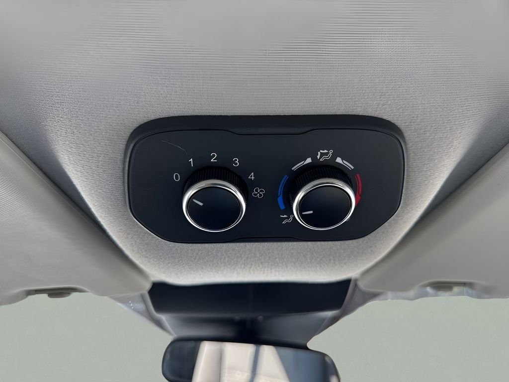 Used 2020 Ford Transit 350 XLT image 11