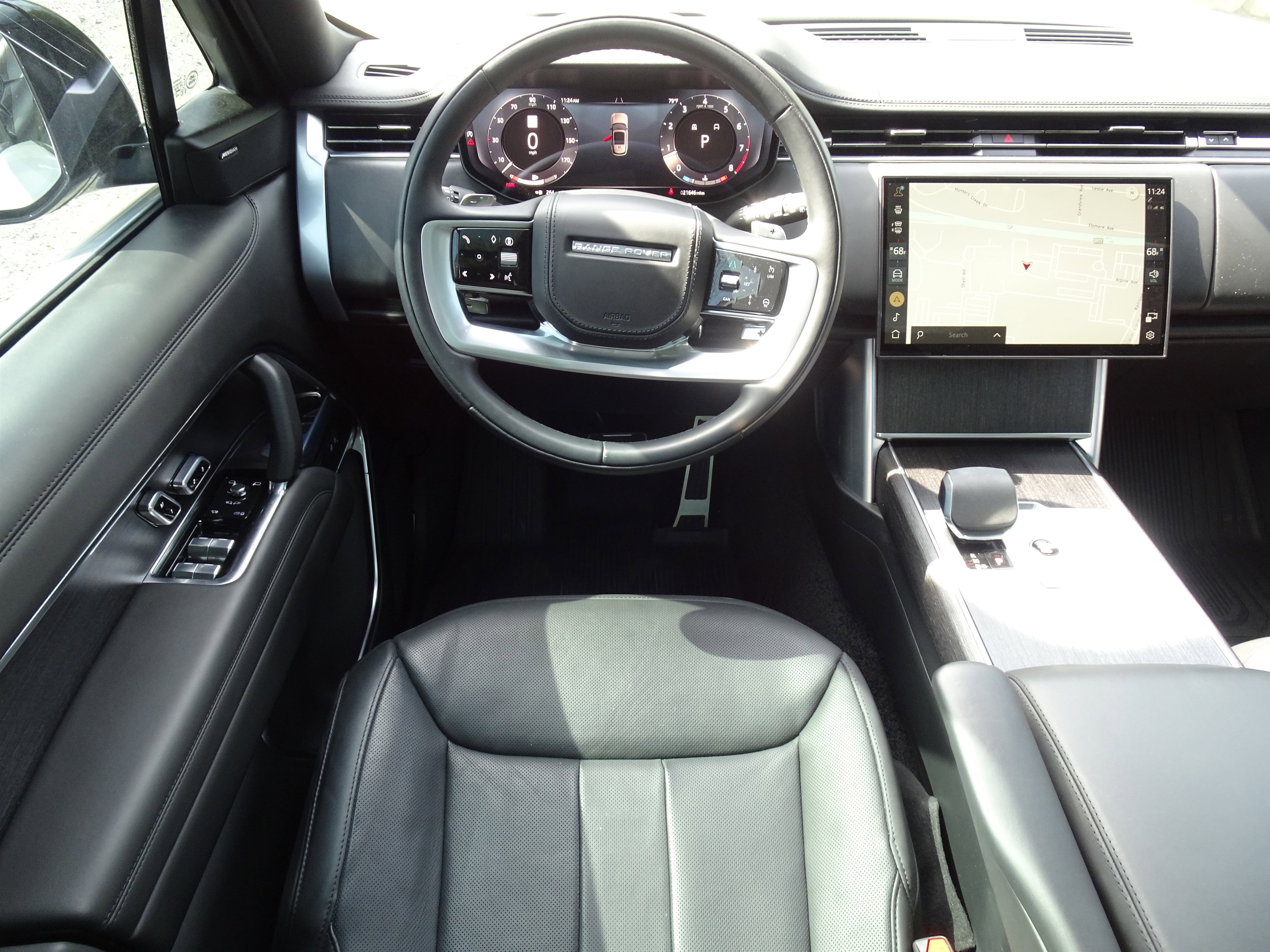 Certified 2024 Land Rover Range Rover SE AWD/4WD image 19