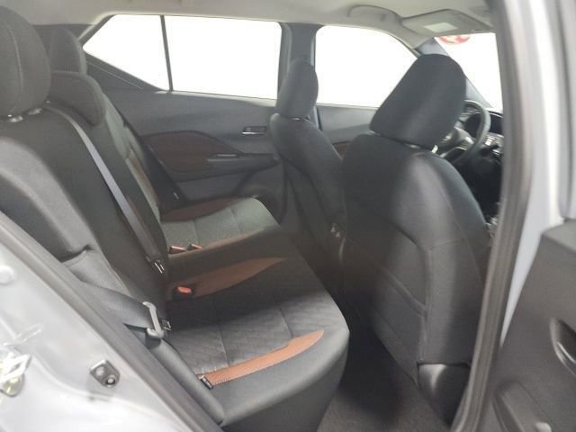 Used 2024 Nissan Kicks SR FWD image 15