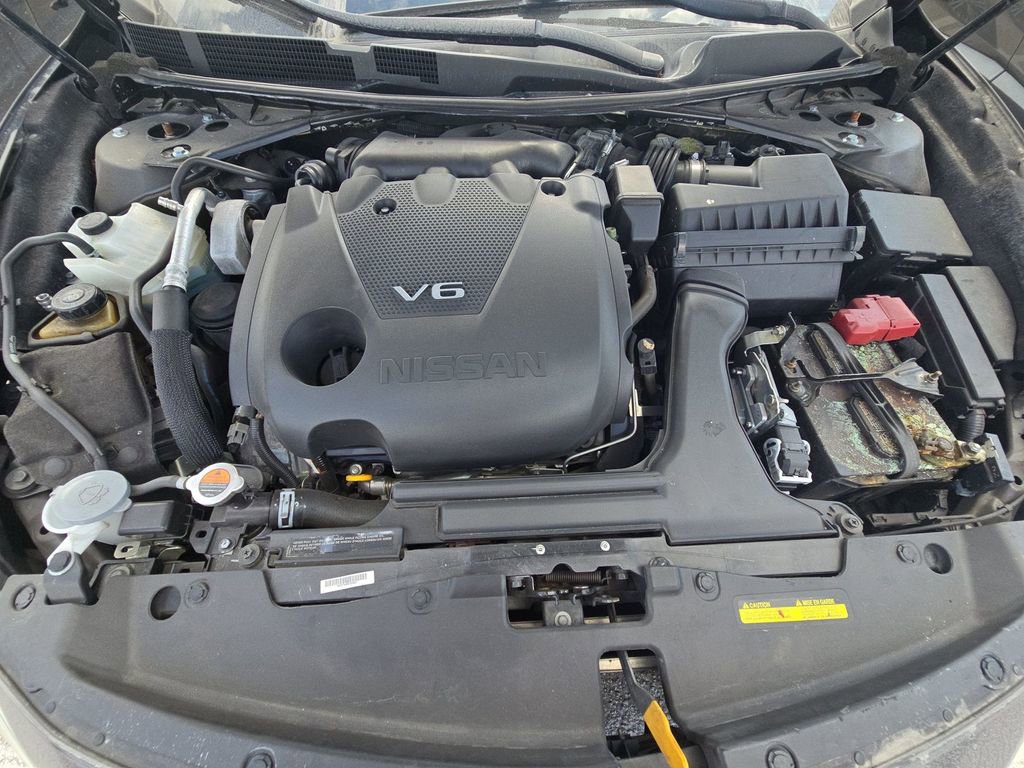 Used 2016 Nissan Maxima 3.5 SL w/ Interior Lighting Package image 8