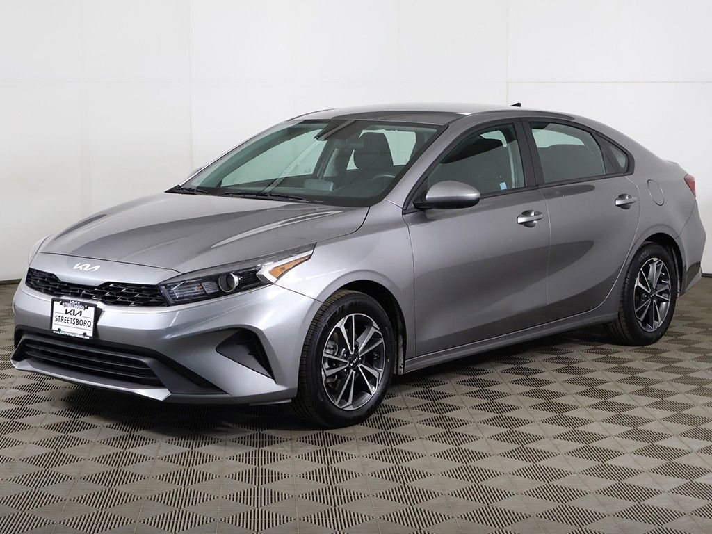 Used 2023 Kia Forte LXS FWD image 6