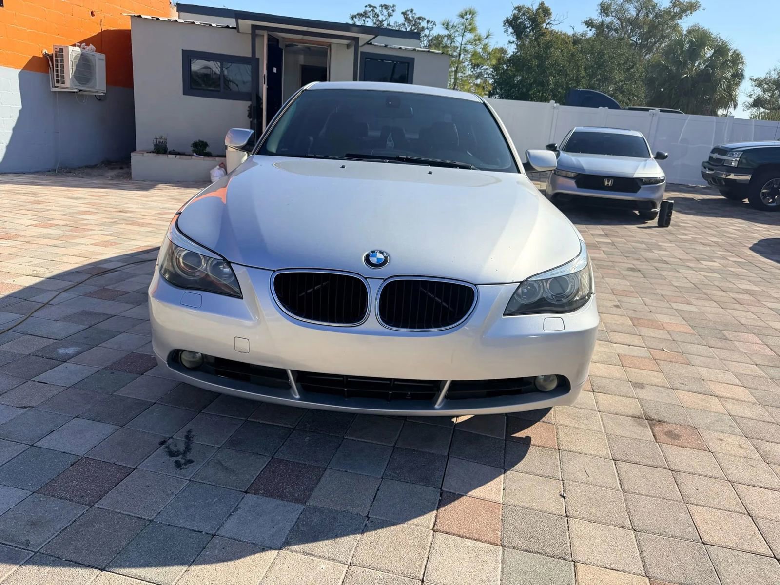 Used 2006 BMW 525i Sedan image 2