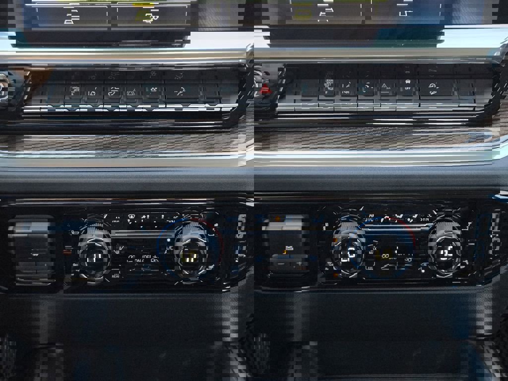 New 2026 Chevrolet Silverado 2500 LT w/ Convenience Package image 19