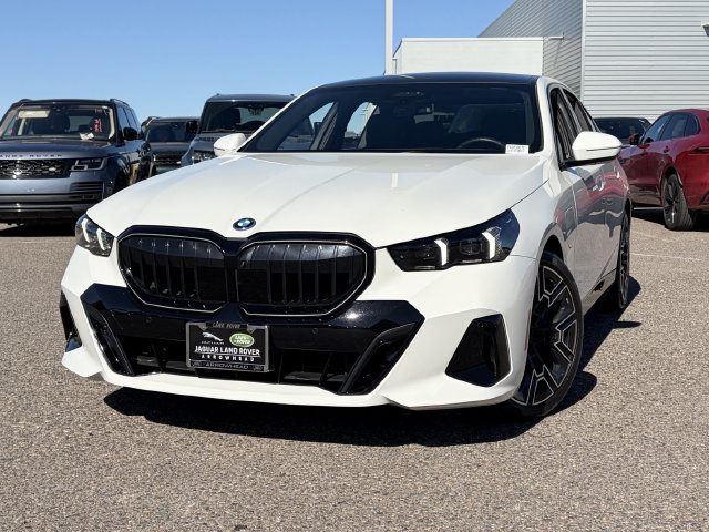 Used 2026 BMW 550e xDrive w/ Executive Package AWD/4WD image 3