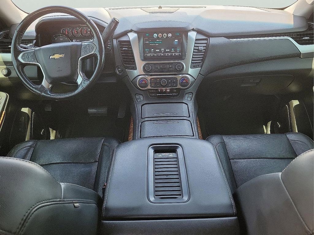 Used 2018 Chevrolet Suburban Premier image 11