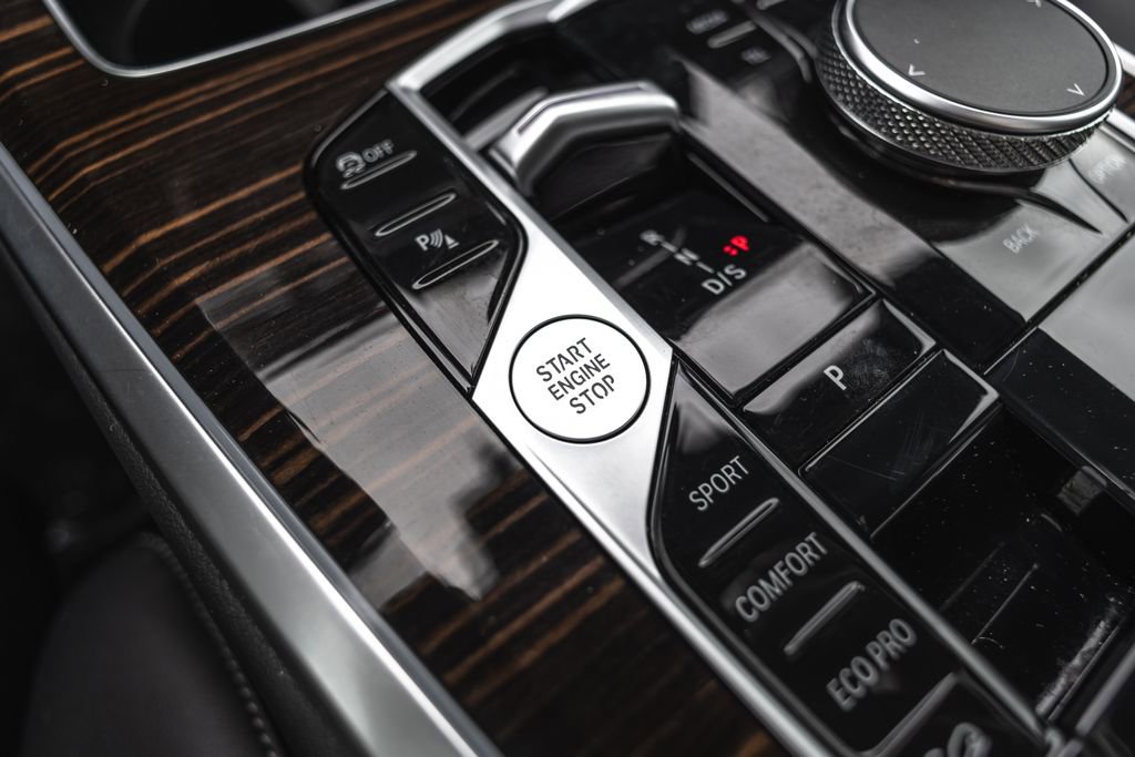 Used 2026 BMW X5 xDrive40i AWD/4WD image 17