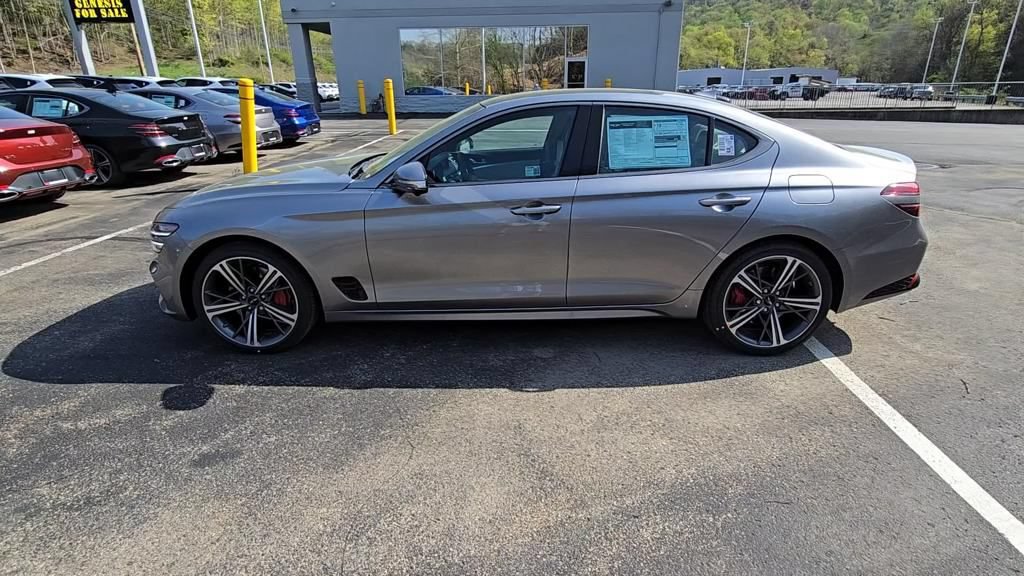 Used 2025 Genesis G70 3.3T Advanced w/ Sport Prestige Package AWD/4WD video 3