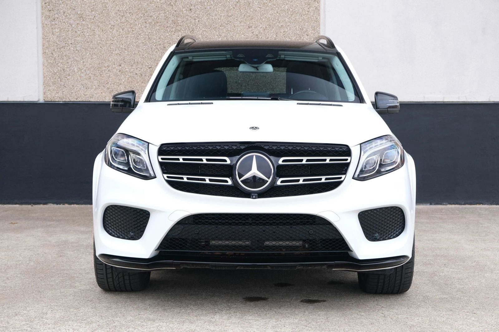 Used 2018 Mercedes-Benz GLS 550 4MATIC w/ Driver Assistance Package image 2