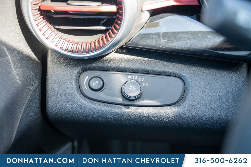 New 2026 Chevrolet Trax RS FWD image 15