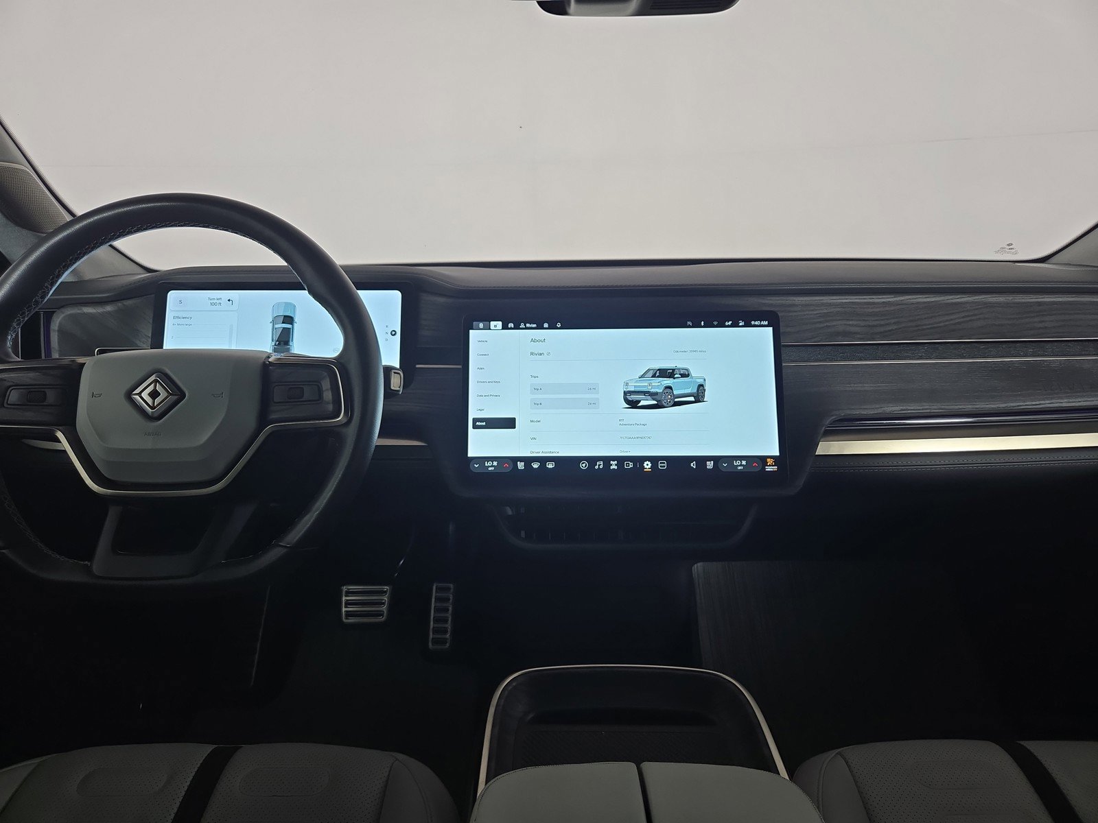 Used 2023 Rivian R1T Adventure AWD/4WD image 25