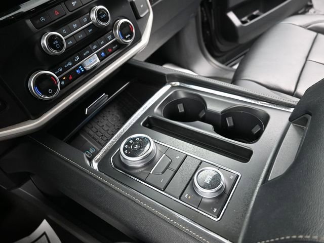 Used 2023 Ford Expedition Max XLT AWD/4WD image 18