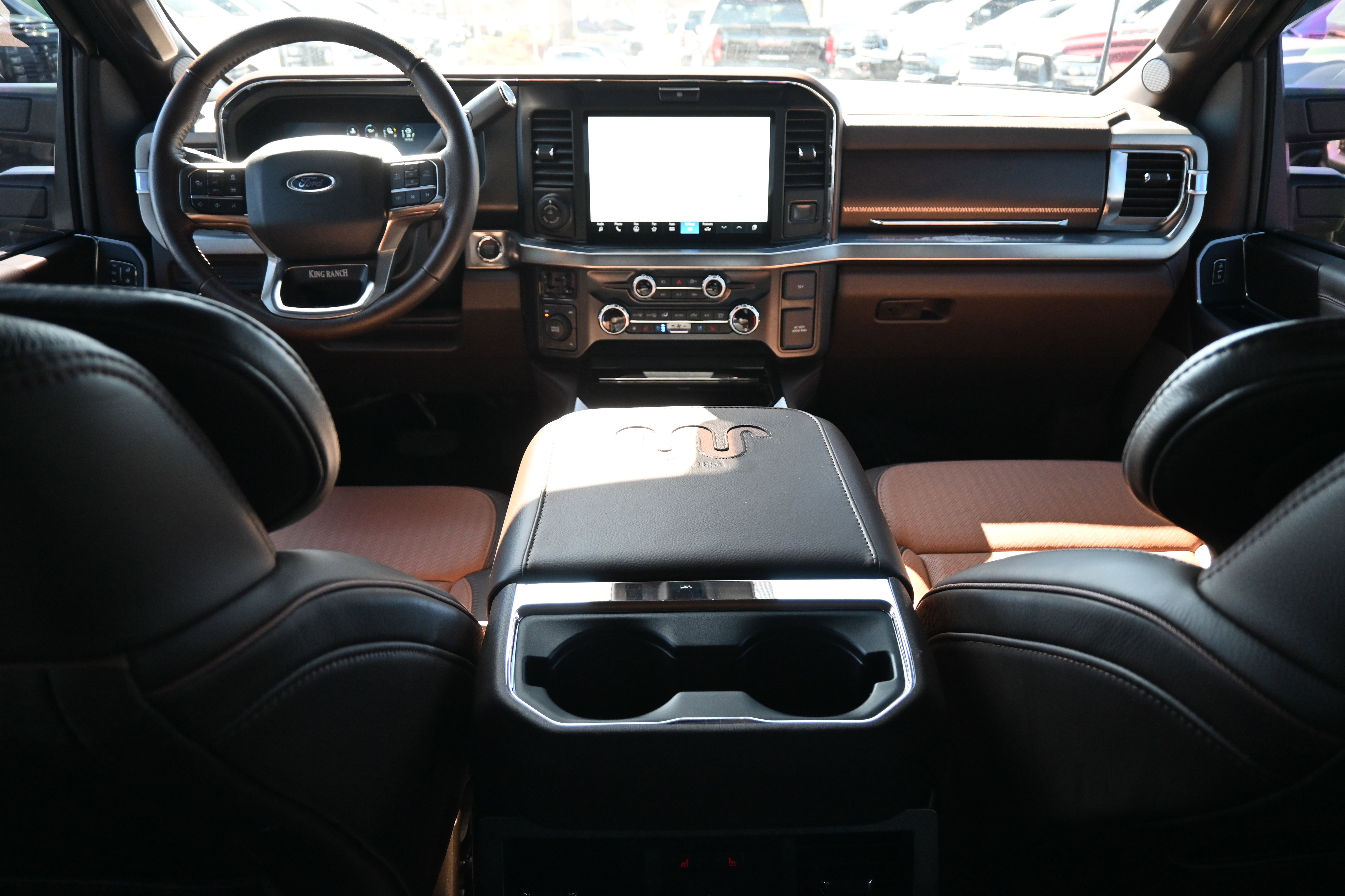 Used 2025 Ford F450 King Ranch image 3