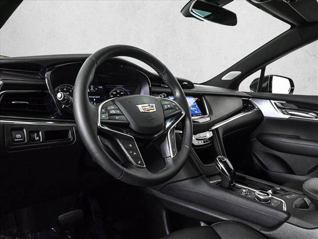Used 2025 Cadillac XT5 Premium Luxury w/ LPO, Floor Liner Package AWD/4WD image 10
