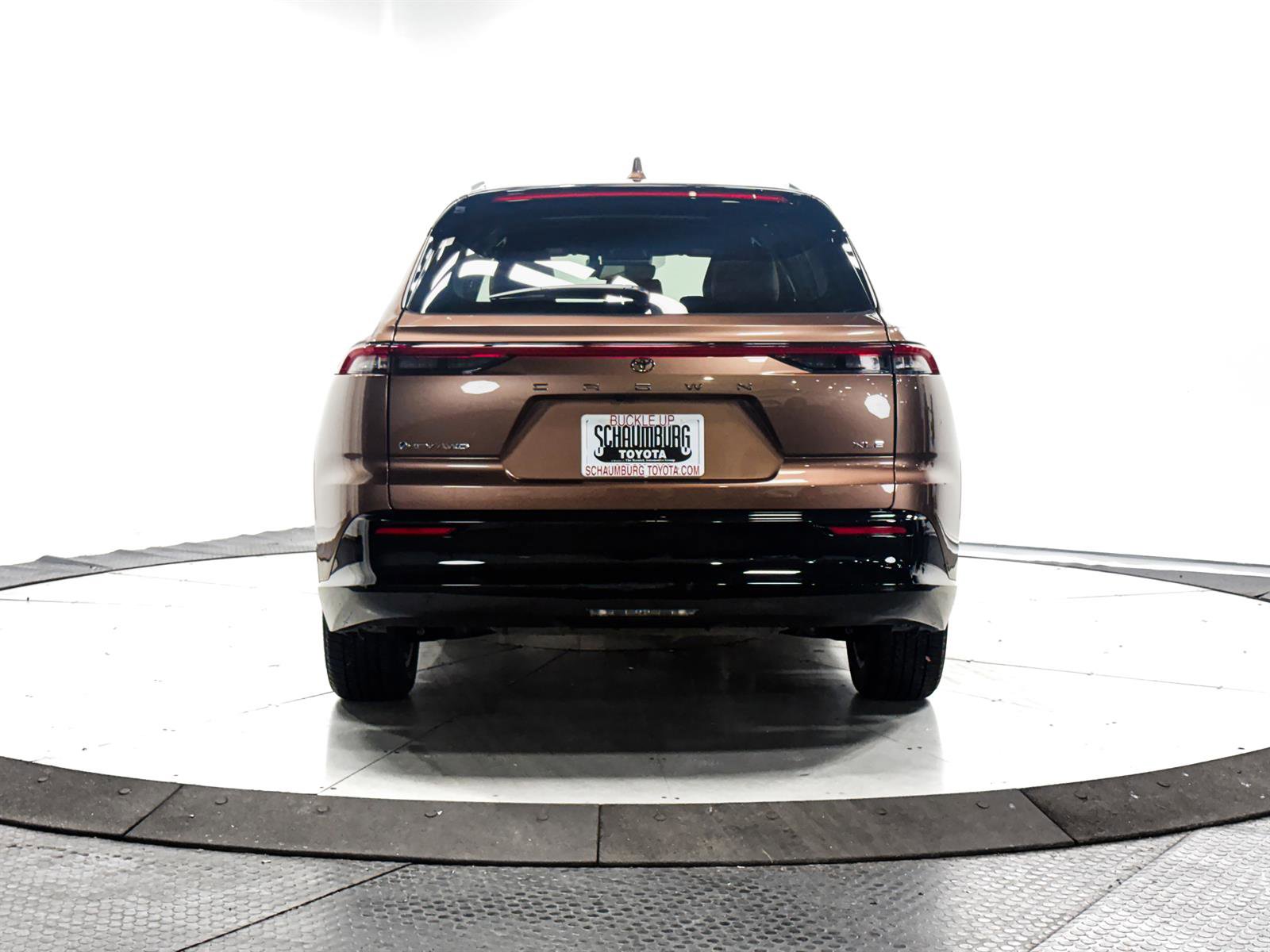 Certified 2025 Toyota Crown Signia image 9