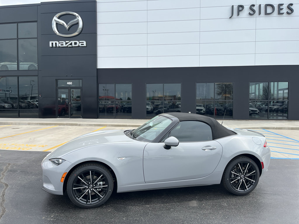 New 2026 MAZDA MX-5 Miata Grand Touring RWD image 2
