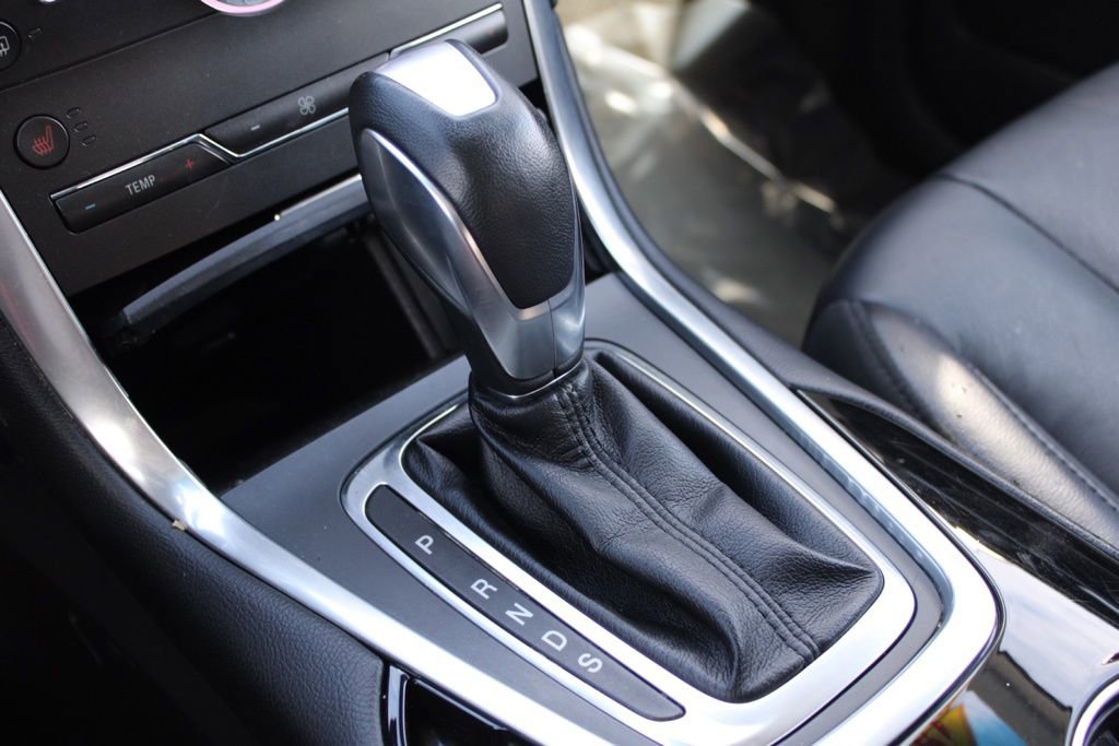 Used 2018 Ford Edge Titanium image 40