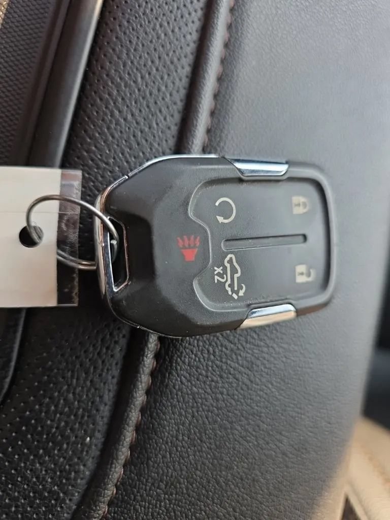 Used 2019 GMC Sierra 1500 AT4 w/ AT4 Premium Package AWD/4WD image 39