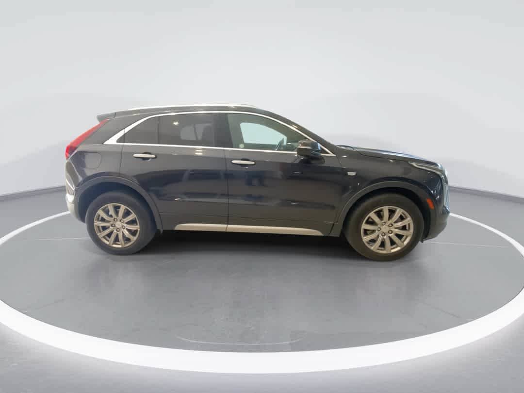 Used 2023 Cadillac XT4 Premium Luxury AWD/4WD image 9
