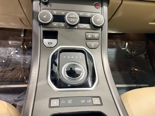 Used 2018 Land Rover Range Rover Evoque SE AWD/4WD image 40