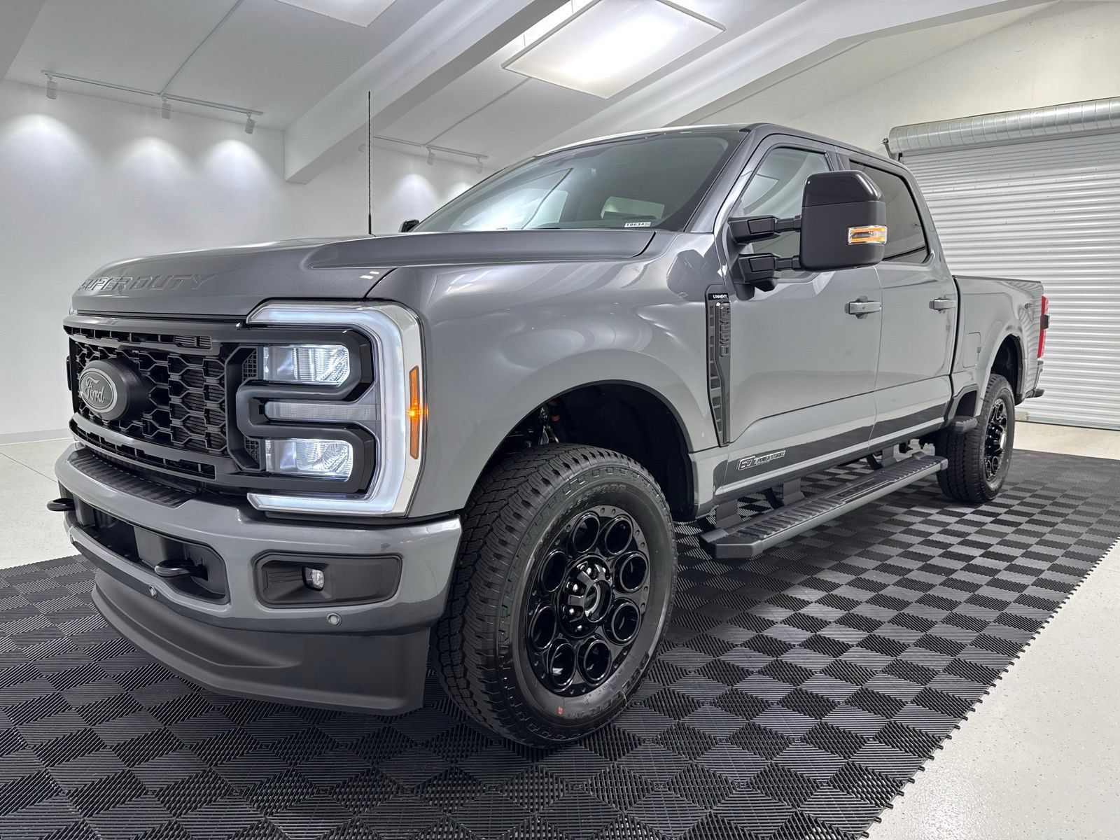 New 2026 Ford F250 Lariat w/ Black Appearance Package AWD/4WD image 3