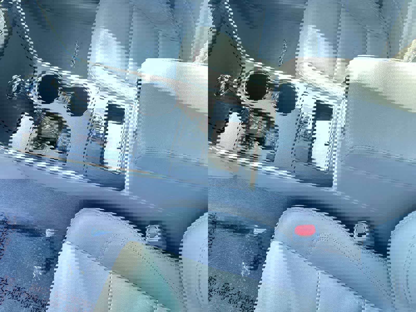 Used 2017 Toyota Camry XLE image 19