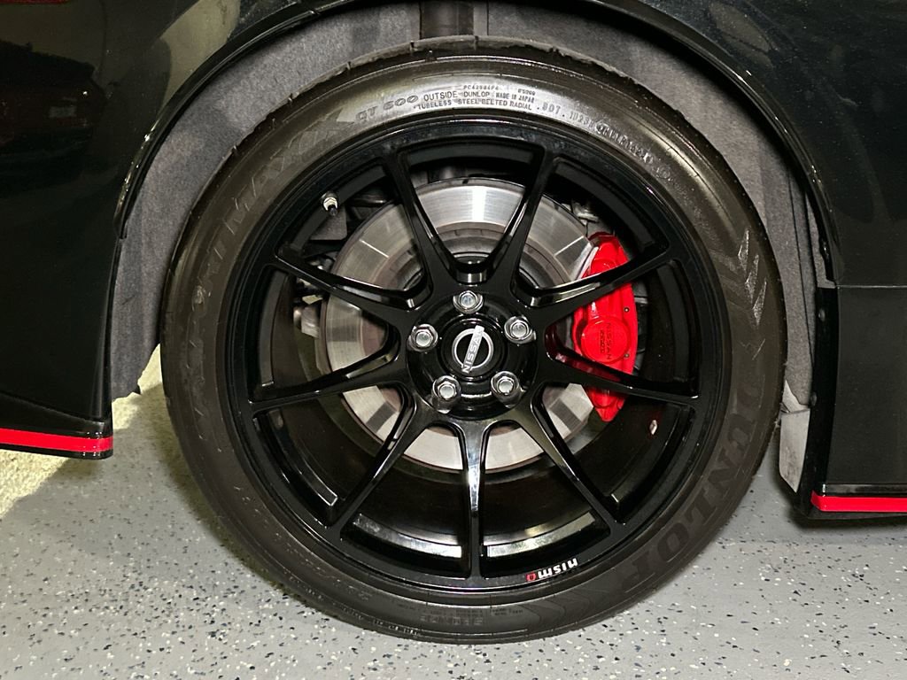 Used 2024 Nissan Z NISMO w/ Floor Mat Package RWD image 6