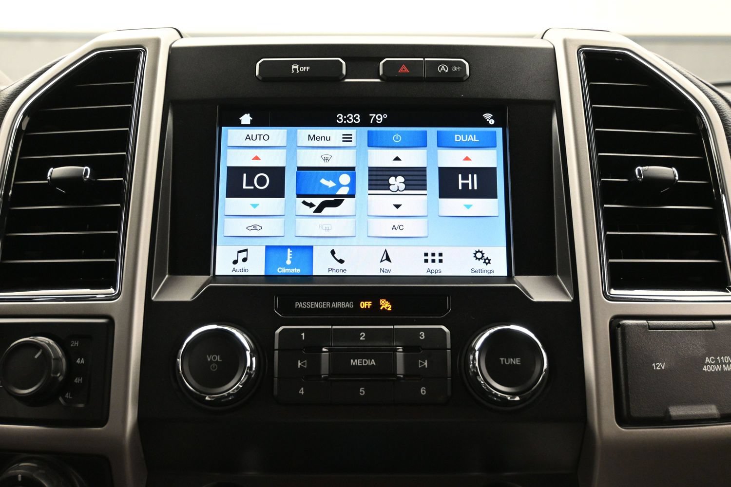 Used 2019 Ford F150 Lariat w/ Trailer Tow Package AWD/4WD image 37
