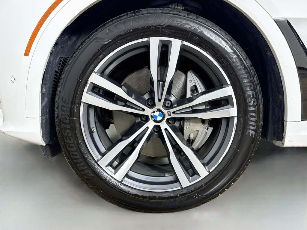 Used 2019 BMW X7 xDrive40i w/ M Sport Package AWD/4WD image 34