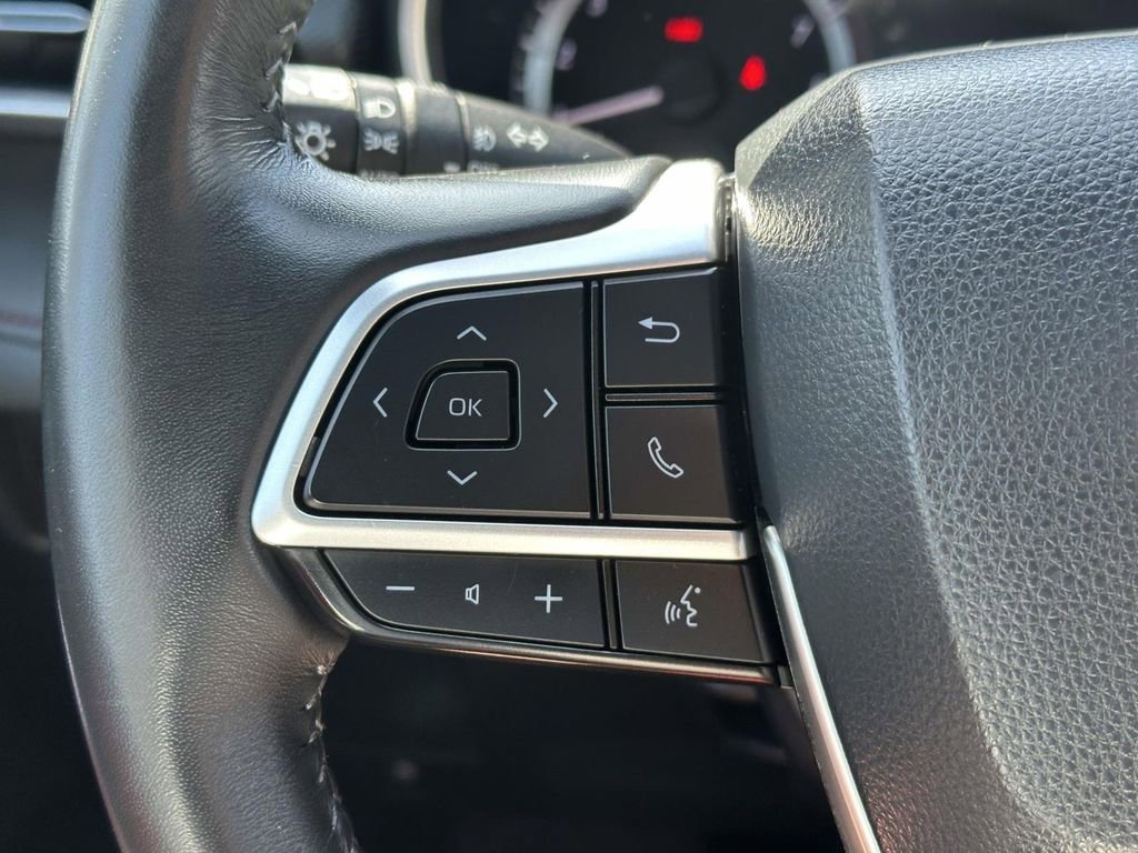 Used 2024 Toyota Highlander XSE AWD/4WD image 20