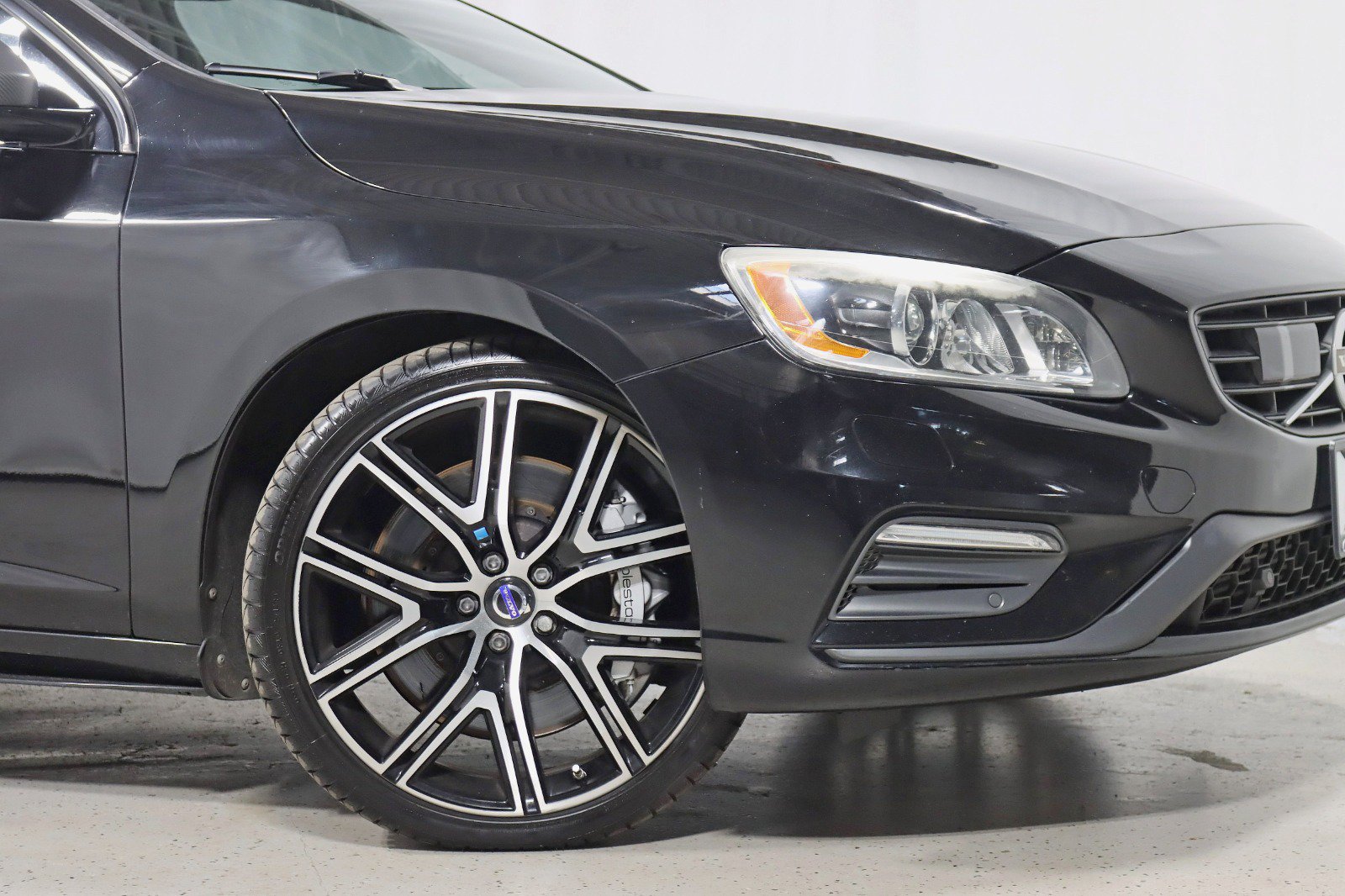 Used 2018 Volvo V60 T6 Polestar AWD/4WD image 5