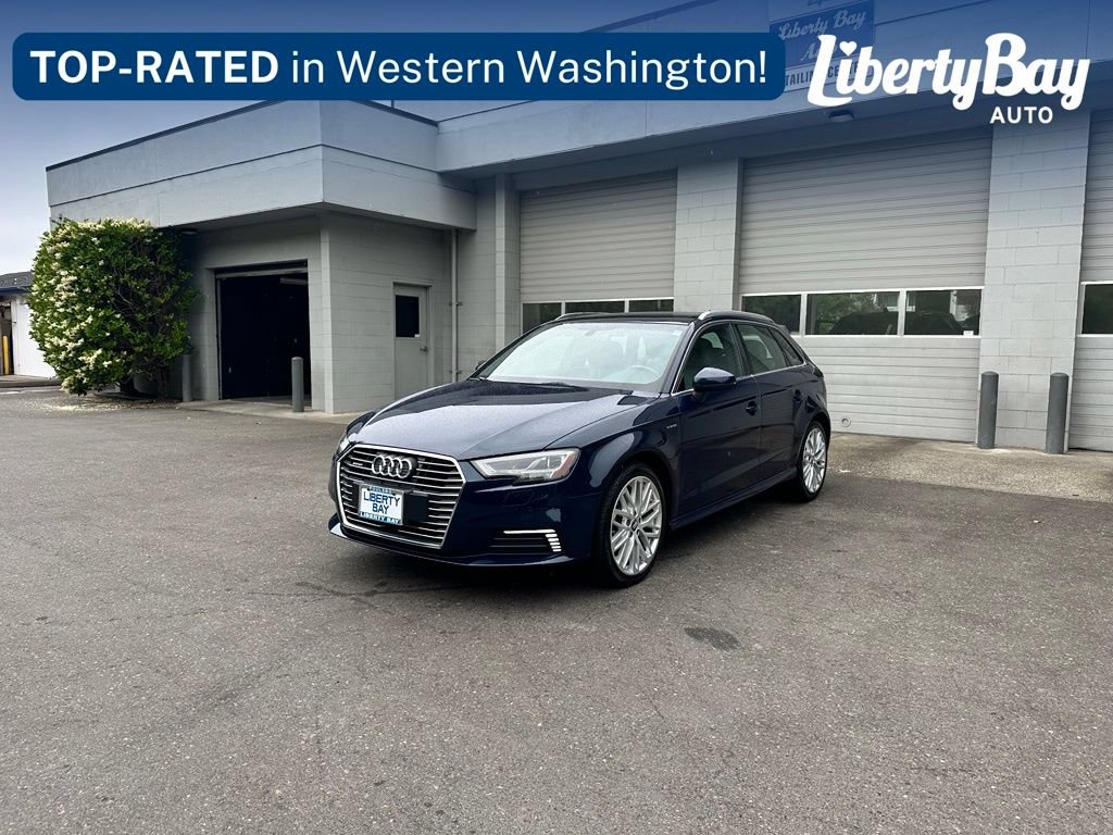 Used 2018 Audi A3 e-tron Premium Plus w/ Technology Package FWD image 1
