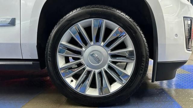 Used 2019 Cadillac Escalade Premium Luxury image 90