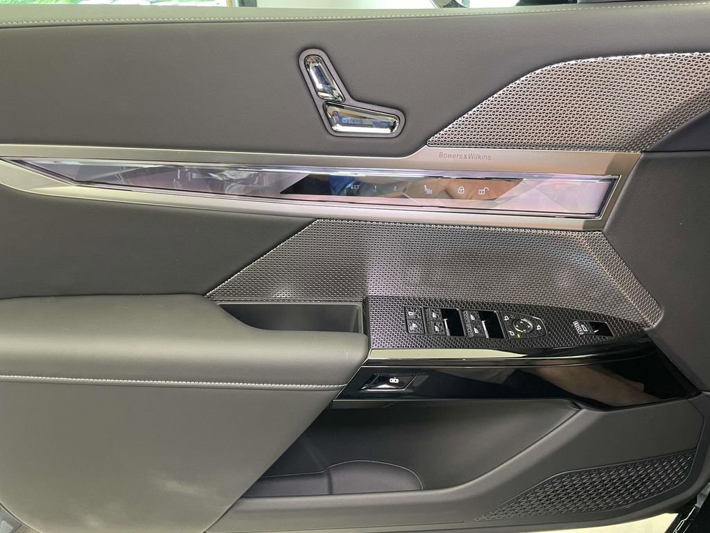 New 2025 BMW 760i xDrive AWD/4WD image 29