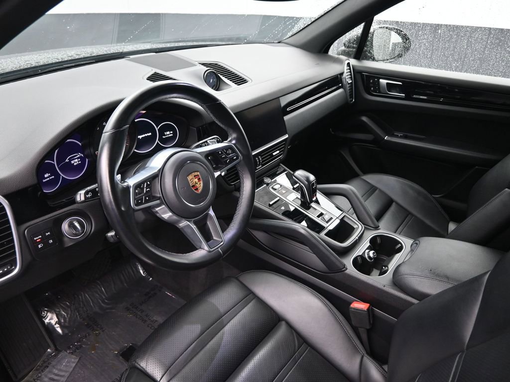 Used 2022 Porsche Cayenne AWD/4WD image 22