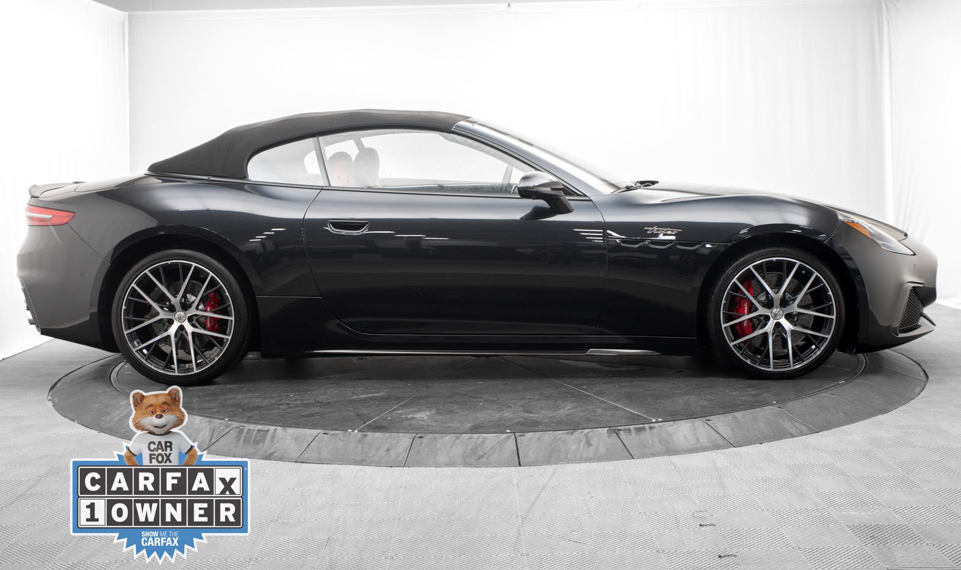 Used 2024 Maserati GranCabrio Trofeo AWD/4WD image 10