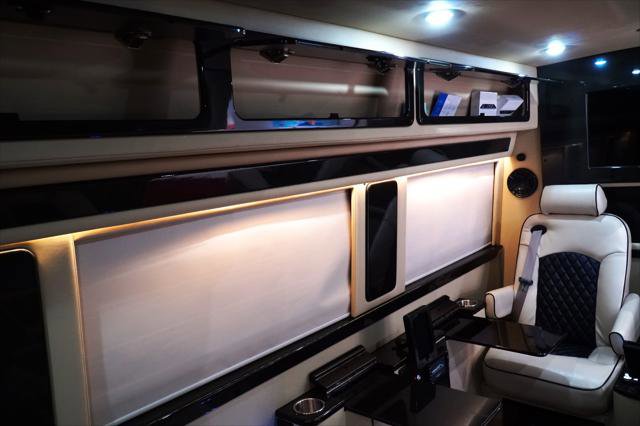 Used 2016 Mercedes-Benz Sprinter 2500 image 18
