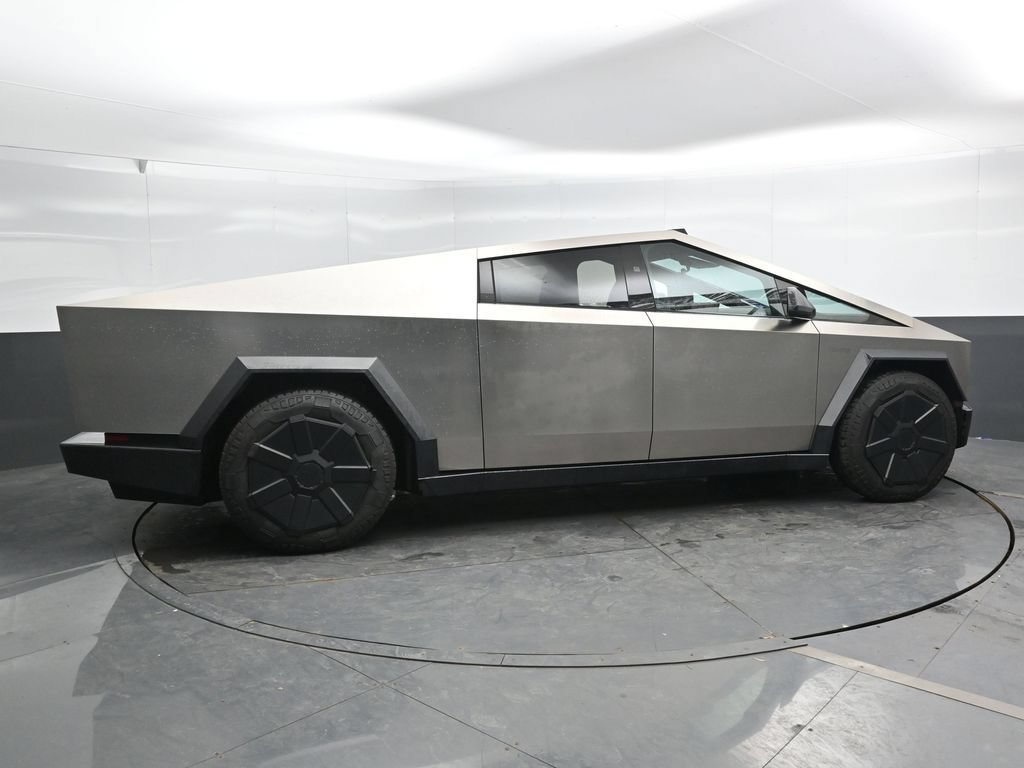 Used 2024 Tesla Cybertruck Cyberbeast AWD/4WD image 3
