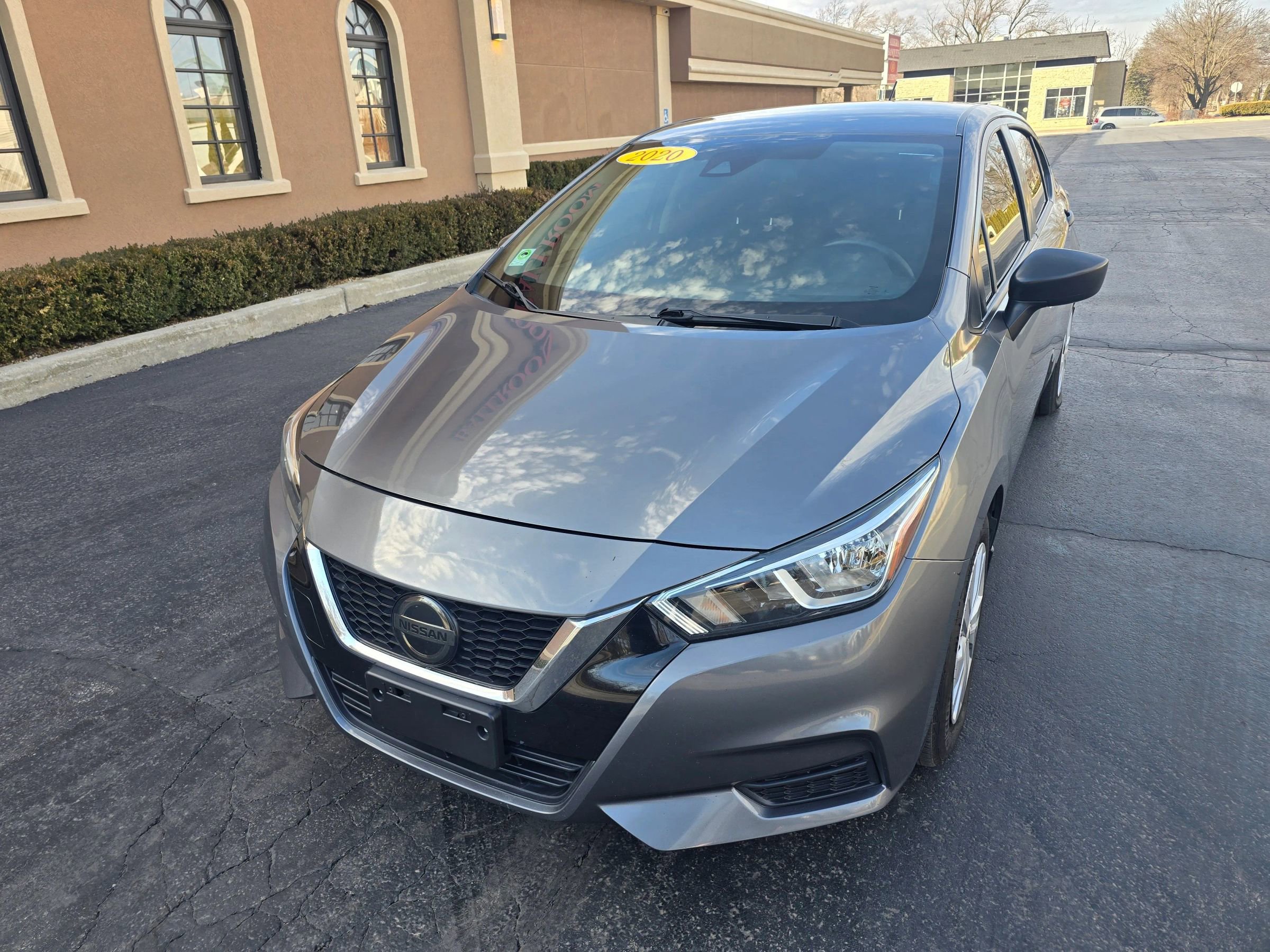 Used 2020 Nissan Versa S image 6