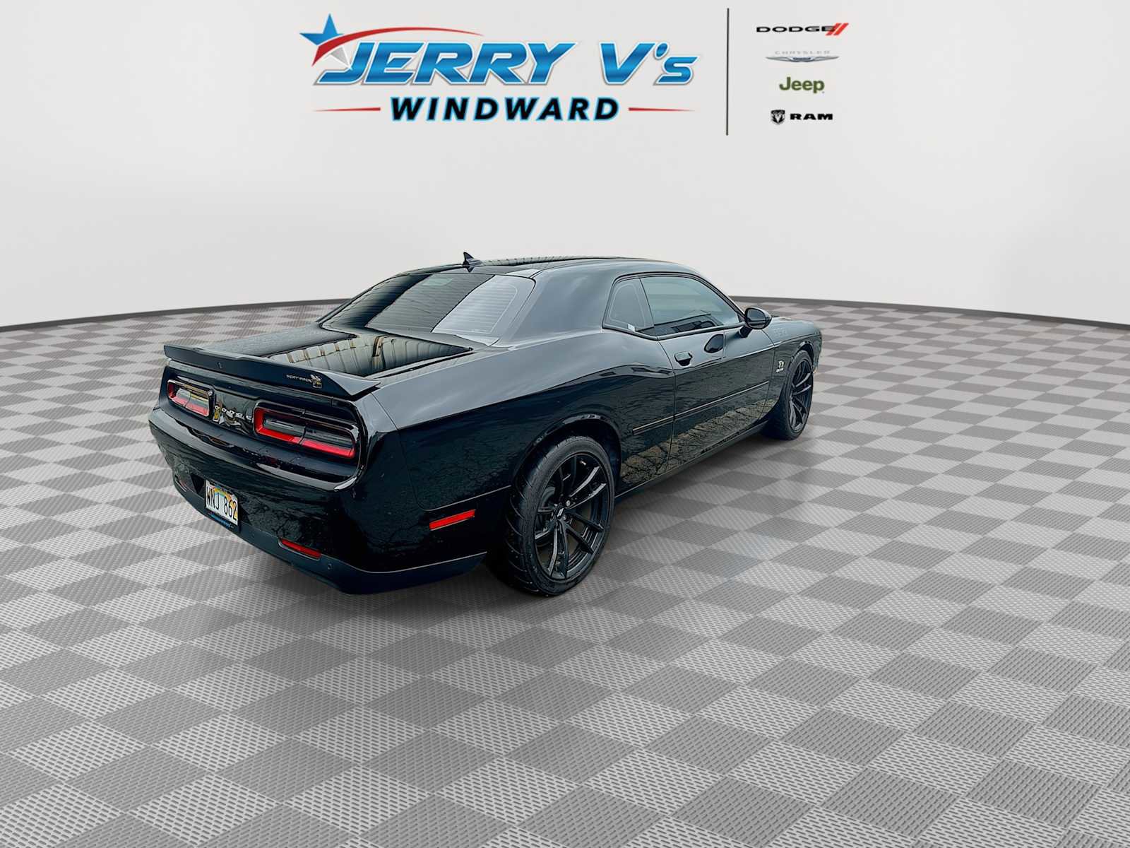 Used 2021 Dodge Challenger R/T Scat Pack RWD image 8